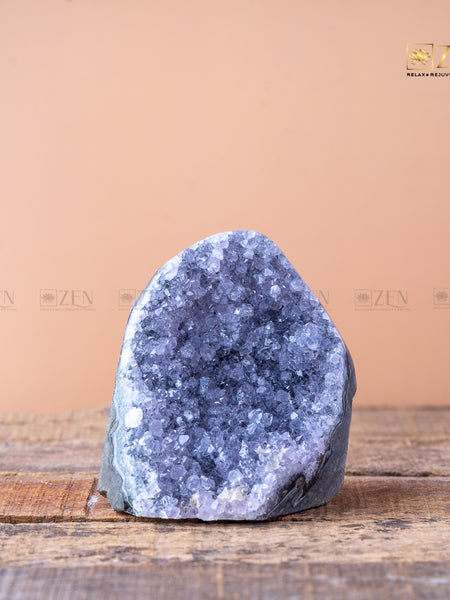 Amethyst cluster | The zen crystals