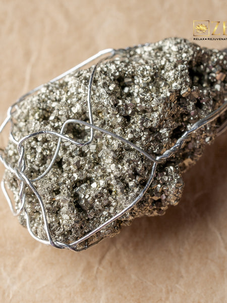 Raw Pyrite Keychain | THE ZEN CRYSTALS