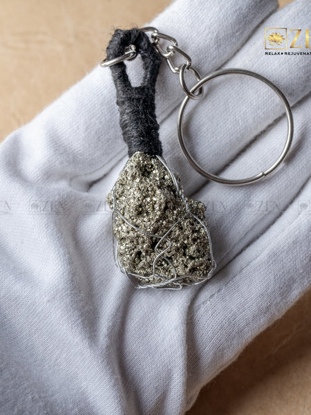 Raw Pyrite Keychain | THE ZEN CRYSTALS