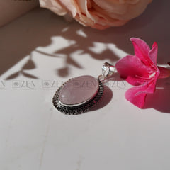 Rose pendant The zen crystals