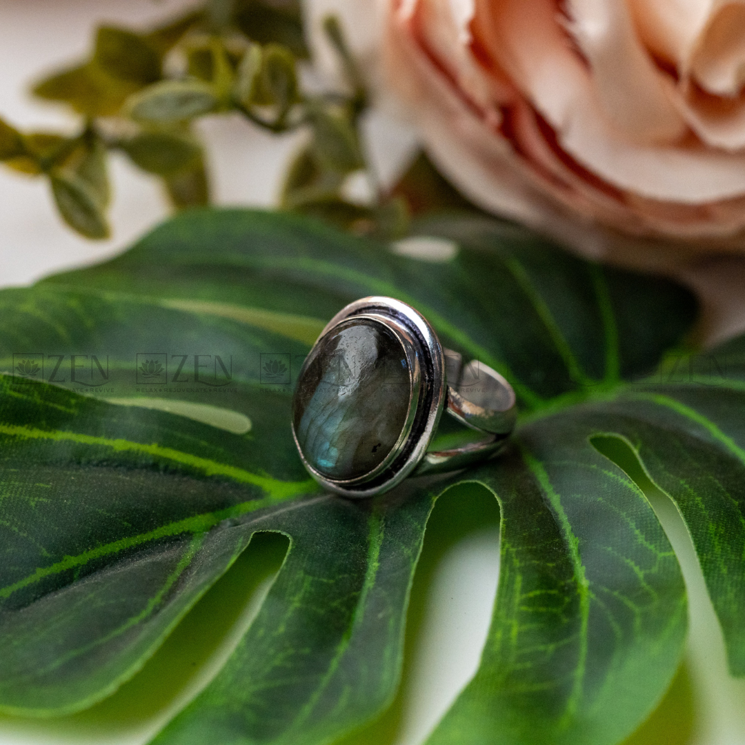 the zen crystals labradorite ring for men and women