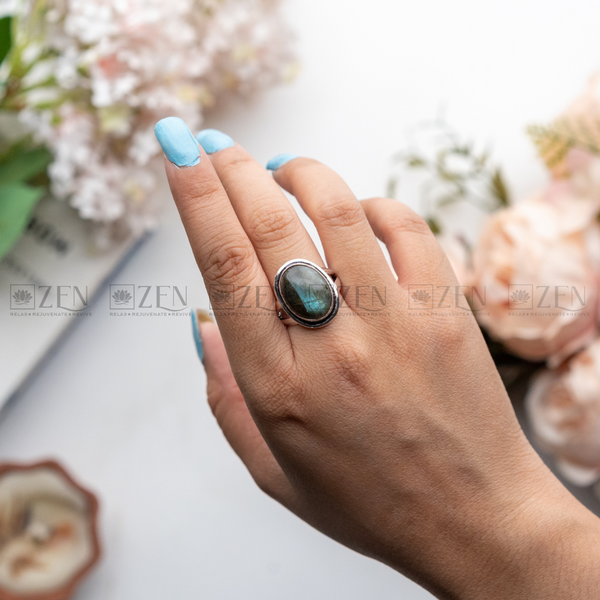 the zen crystals labradorite ring for men and women