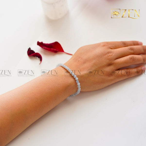 Aquamarine 4mm bracelet | The Zen Crystals