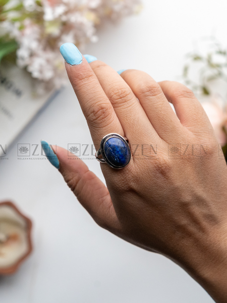 the zen crystals lapis lazuli ring for men and women