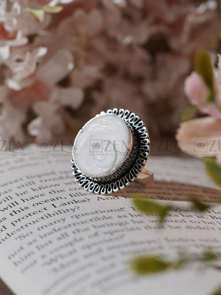 Gomti Chakra Ring | The Zen Crystals