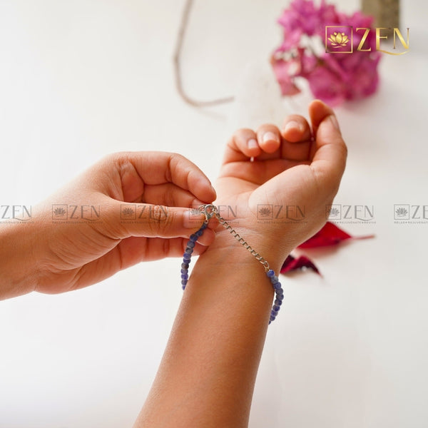 Sodalite 4mm bracelet | The Zen Crystals