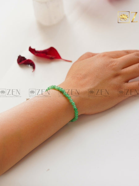 Green Aventurine bracelet 4mm | The Zen Crystals