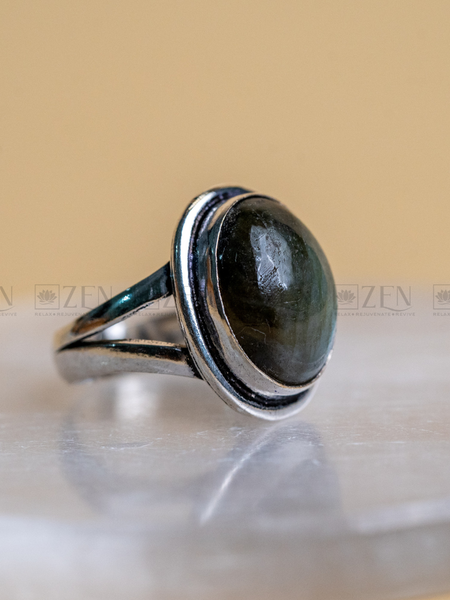 Labradorite Ring The Zen Crystals