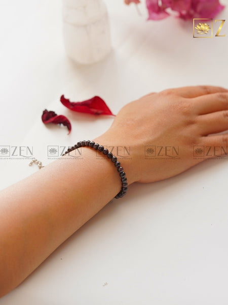Garnet Bracelet 4mm | The Zen Crystals