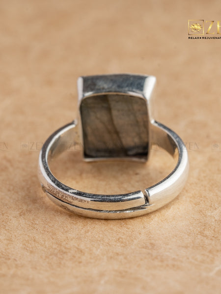 free size labradorite silver ring | the zen crystals
