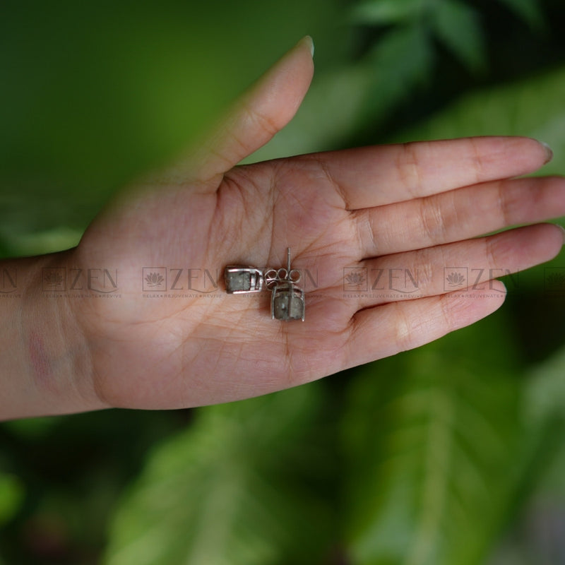 healing crystal pyrite earrings | The Zen Crystals
