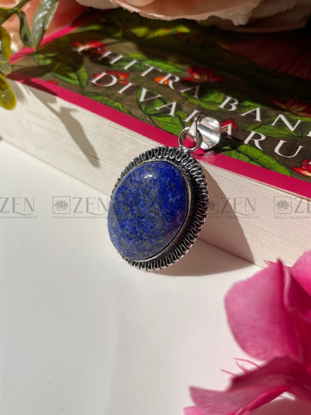 Lapis Lazuli Pendant The zen crystals
