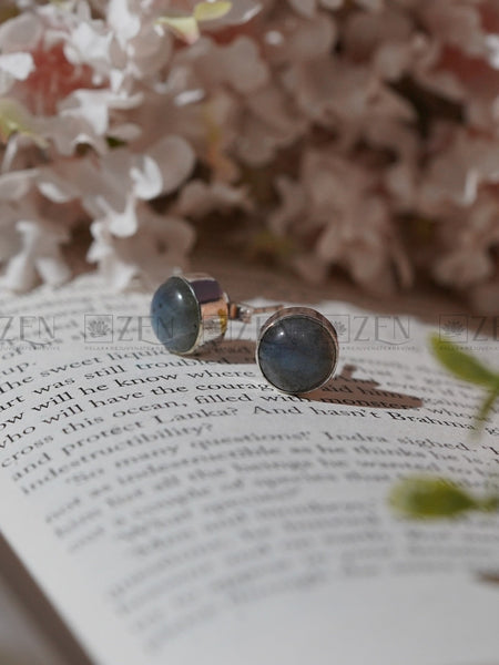 labradorite stud earrings | The Zen Crystals
