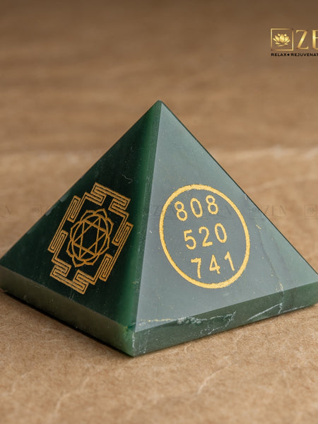 Money Magnet Pyramid | the zen crystals