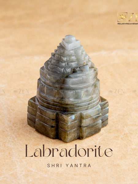 Labradorite Shri Yantra | the zen crystals