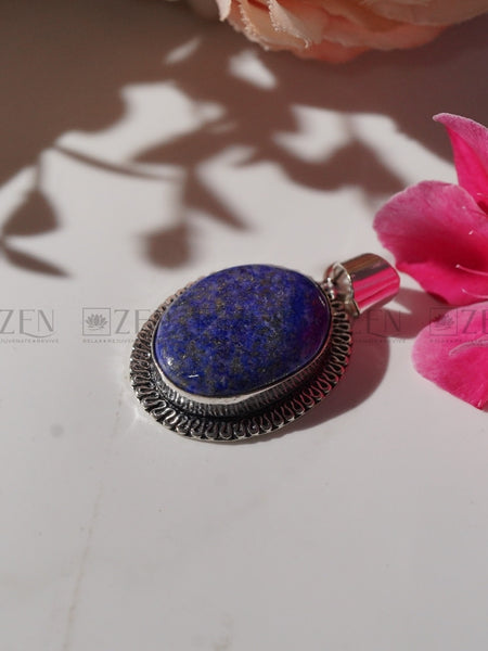 lapis lazuli big size pendant the zen crystals