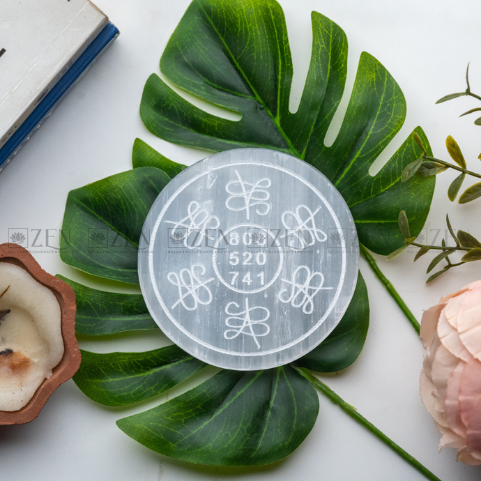 Selenite Plate | The Zen Crystals